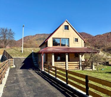 Kolasin House | Vikendica MILA