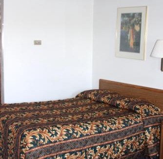 Saint Peter Hotel | Viking Jr. Motel