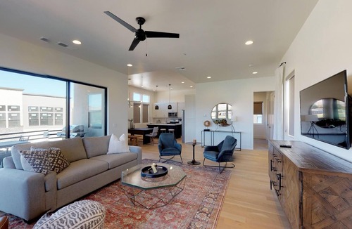 Bloomington Condo | Villa #10 at Bloomington Country Club