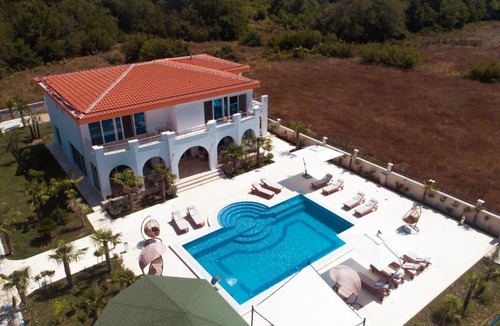Ulcinj Villa | Villa 100 Palme