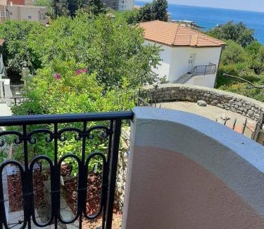 Dobra Voda Apartment | Villa Beba