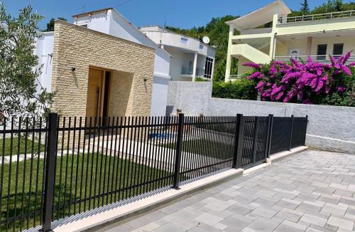 Ulcinj Apartment | Villa Cellesina