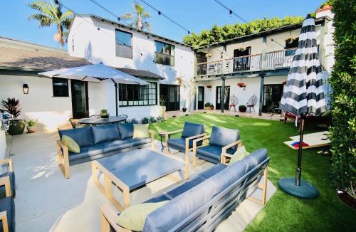 Alamitos Beach House | Villa Encanto- LUXE Spanish Villa with 6 KING Bedrooms, Courtyard and New Game Room