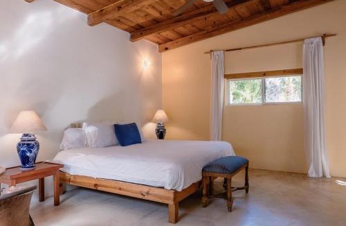 Todos Santos Villa | Villa Gardenia - Oceanfront Casa Arbol w Pool