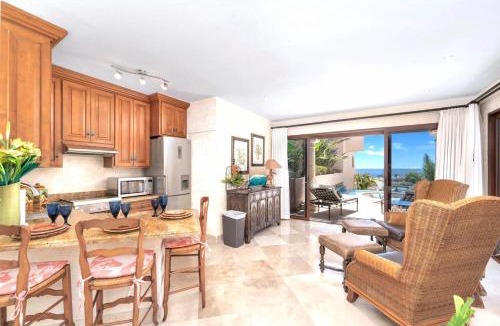 Pedregal Villa | Villa Marisal
