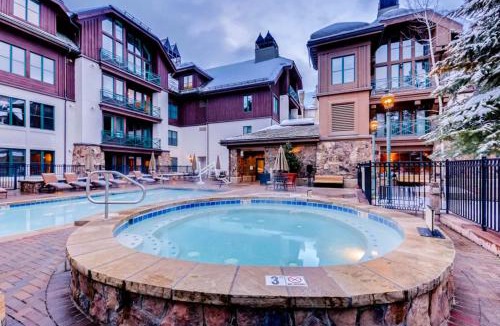 Beaver Creek Apartment | Villa Montane 221 by East West Hospitality