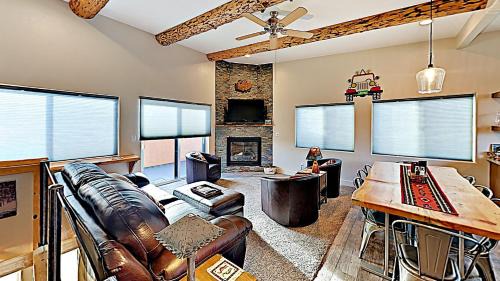 Moab South Valley House | Village Place