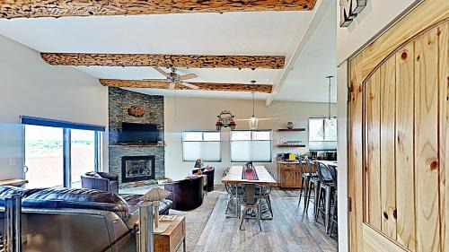 Moab South Valley House | Village Place