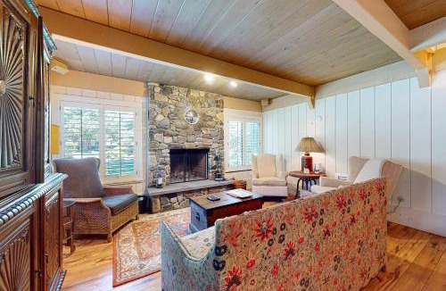 Sun Valley Apartment | Villager Retreat