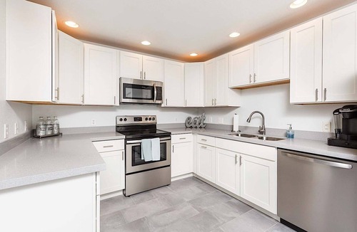 North Scottsdale House | Villages North Condo - A Luxury Scottsdale Condo | Pool, Tennis & More!