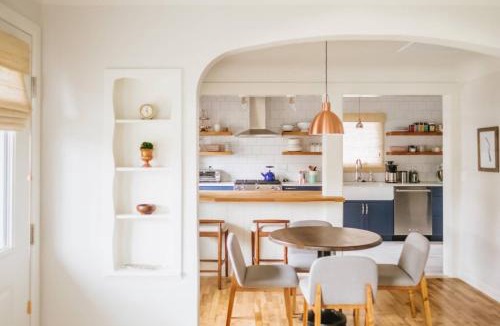 Newberg House | Vine and View Cottage