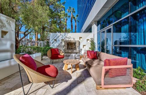 Las Vegas Resort | Virgin Hotels Las Vegas, Curio Collection by Hilton