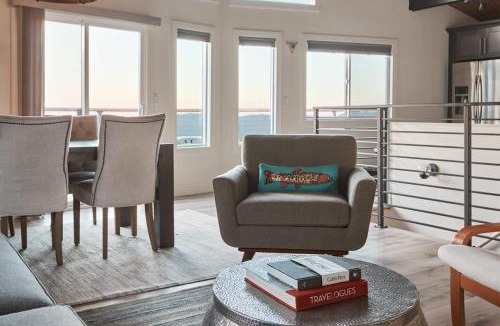Crestline House | Vista Haus