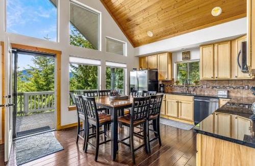 Ronald House | Vista Ridge