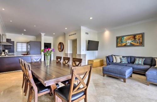 El Medano Ejidal House | Walk to Beach: Modern Cabo Condo w/Balcony!