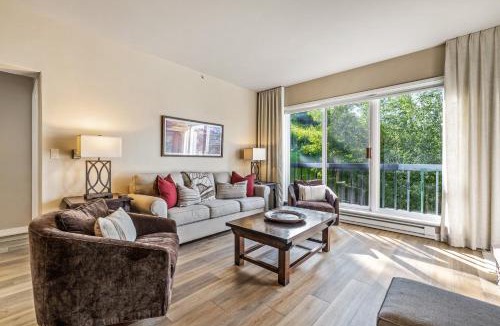 Beaver Creek Apartment | Walk to Beaver Creek Village - 2BR Condo with Chairlift Views, Pool & Hot Tub