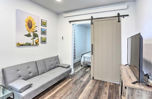 Custer Apartment | Walk to Dining, Breweries & Shops! Dtwn Custer Apt