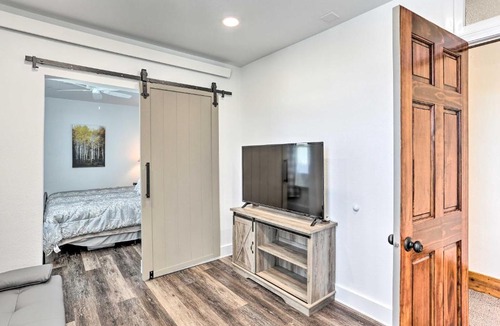 Custer Apartment | Walk to Dining, Breweries & Shops! Dtwn Custer Apt