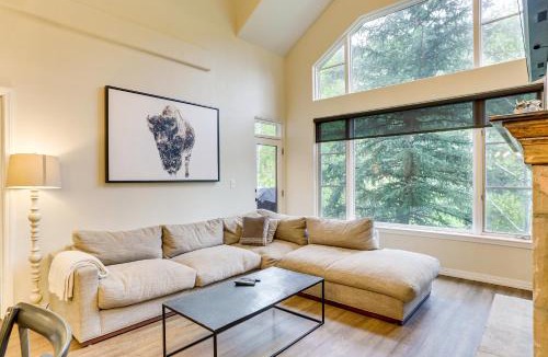 Edwards House | Walk to Lift: Arrowhead Ski Condo w/Pool Access!