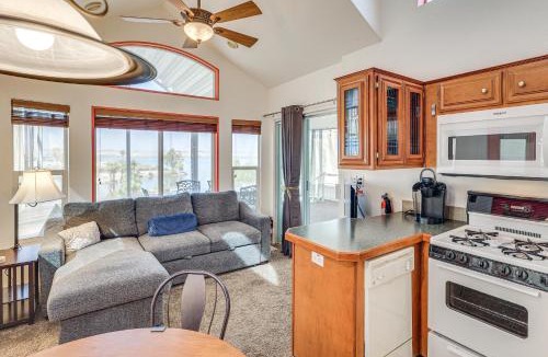Lake Havasu City House | Walk to London Bridge Beach: Lake Havasu Cabin!