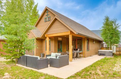 Grand Lake House | Walk to Main St & Marina: Grand Lake Cabin!