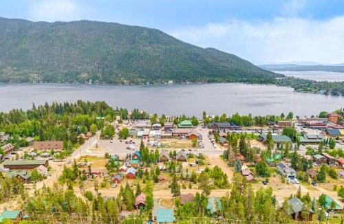 Grand Lake House | Walk to Main St & Marina: Grand Lake Cabin!