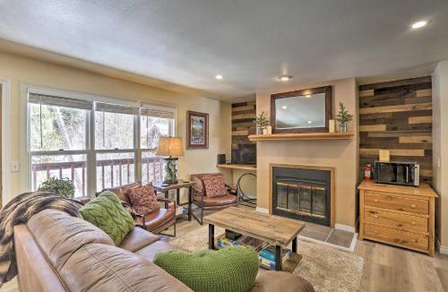 Grand Lake House | Walk to Marina: Rustic Grand Lake Retreat!