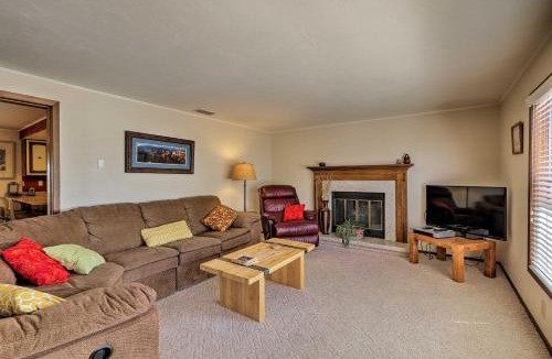 Page House | Walk to Rim View Trail: Page Home w/Deck & Yard