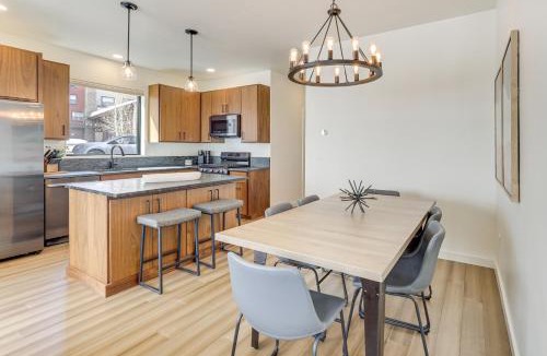 Silvercreek House | Walk to Ski Lift: Granby Ranch Family Retreat!