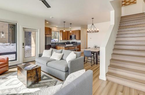 Silvercreek House | Walk to Ski Lift: Granby Ranch Family Retreat!