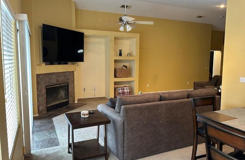 Indio House | Walking Distance to Stagecoach