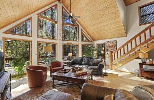 Pine Ski Chalet | Wandering Elk Cabin