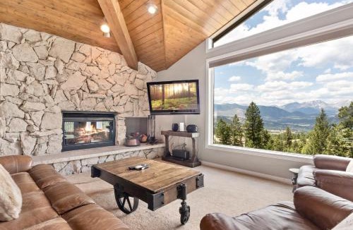 Windcliff Estates House | Wanderlust Vacation Home at Windcliff