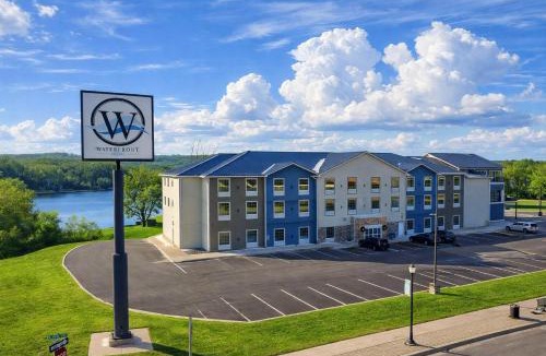 Prairie Du Chien Hotel | Waterfront Hotel