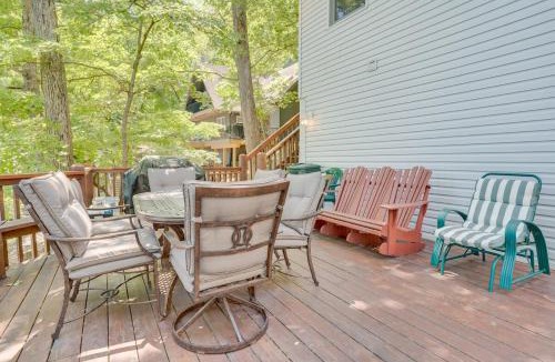 Osage Beach House | Waterfront lake house with private dock on calm cove