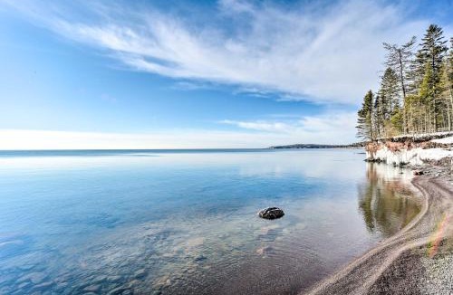 Two Harbors House | Waterfront Lake Superior Cabin: Fire Pit & More!