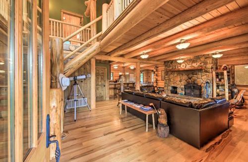Troy Villa | Waterfront Log Home w/95 Acres on Yaak River