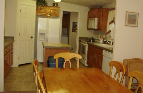 Mohave Valley House | WATERFRONT,PRIVATE BOAT RAMP ,SANDY BEACH GATED COMMUNITY, 3 BEDROOM & 2 BATH