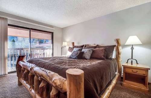 Frisco House | Waterfront Townhouse w/Mountain View & Hot Tub