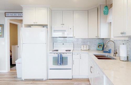 Oceanside House | Wave Watch `N