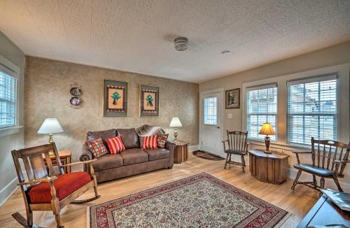 Cody House | Well-equipped Cody Cottage: 2 Miles to Cody Rodeo!