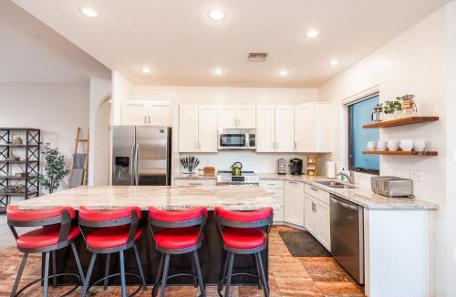 West Sedona House | WEST SEDONA RETREAT w/VIEWS of Coffee Pot Rock!