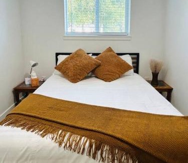 Nampa House | WesterHaven- 2 bd Garden Level
