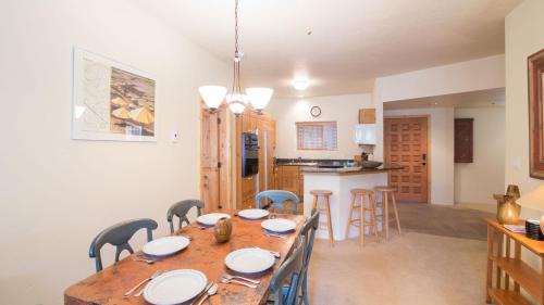 Mountain Village Apartment | Westermere 311 - 2 by AvantStay