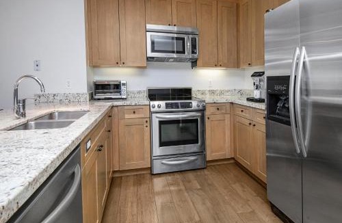 Avon House | Westin #215 A- 1 Bedroom