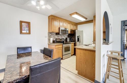 Paradise House | WFH-Friendly Las Vegas Condo: 2 Mi to Strip!