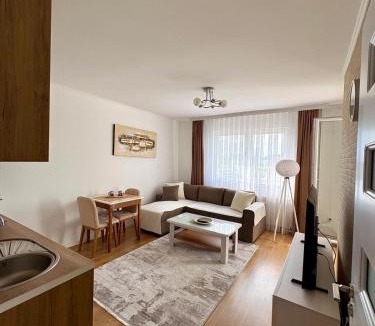 Matiçan Apartment | White Apartment