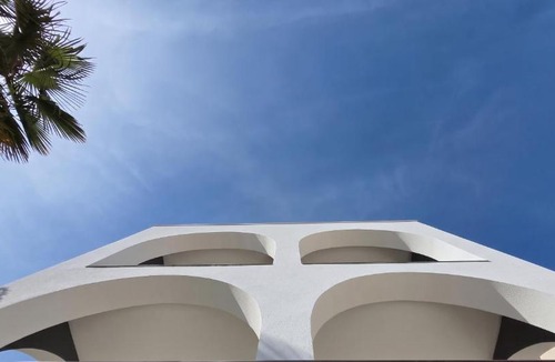 Ulcinj Apartment | White Arches