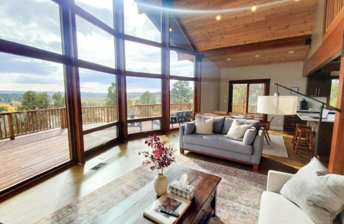 Orderville House | White Cliffs Vista Panoramic Views Hot Tub NPs