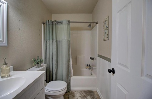 Whitefish House | Whitefish Luxury Escape w hot tub, fenced in yard